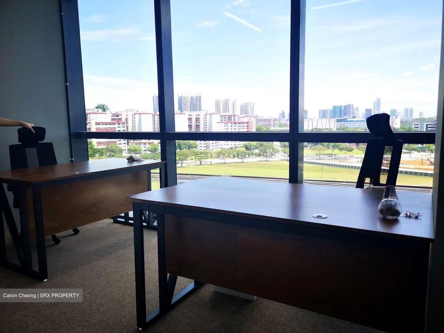 Woods Square (D25), Office #563159221